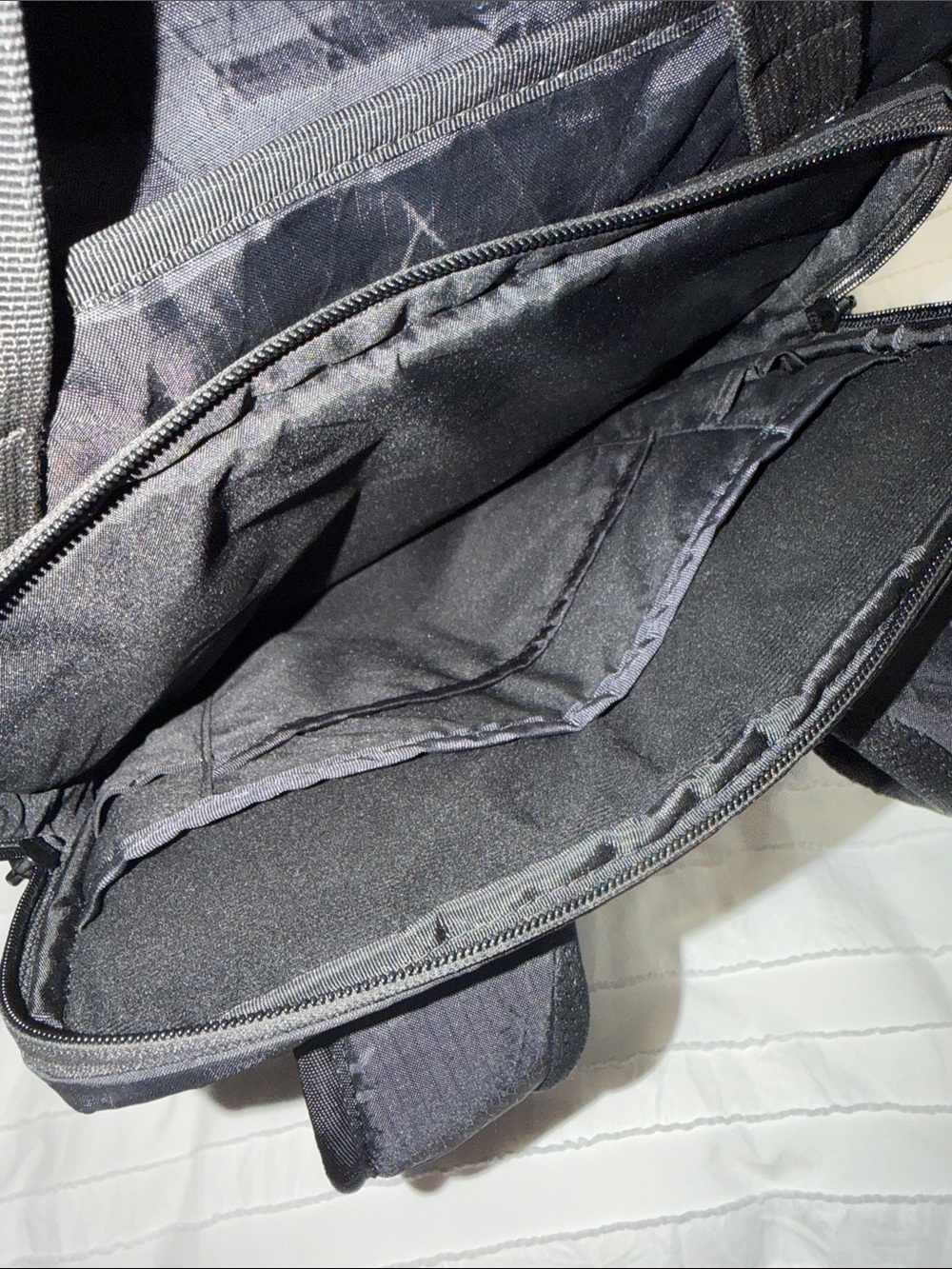 EUC DaKine Concourse Pack 20L Backpack - Picture 5 of 13